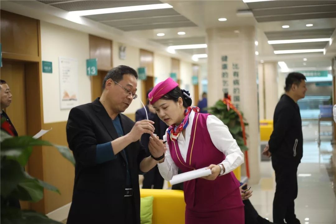 长春24小时套医保卡(北京医保卡使用指南)